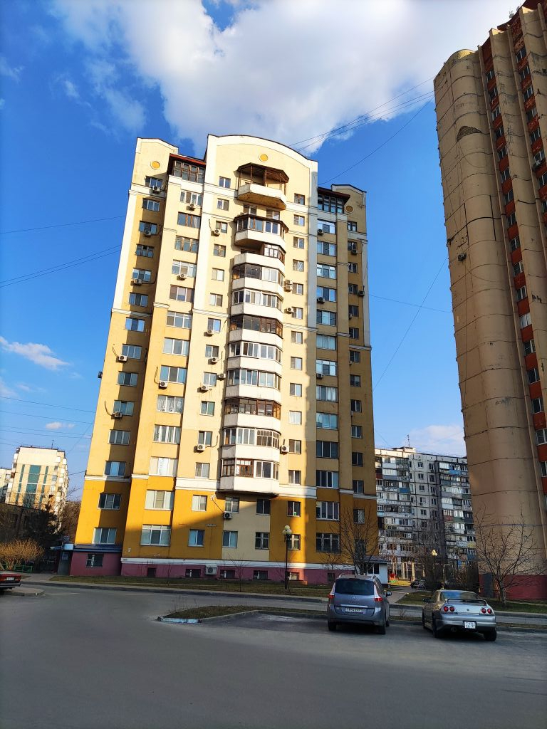Продажа 4-комнатной квартиры, Белгород, Чапаева ул,  13