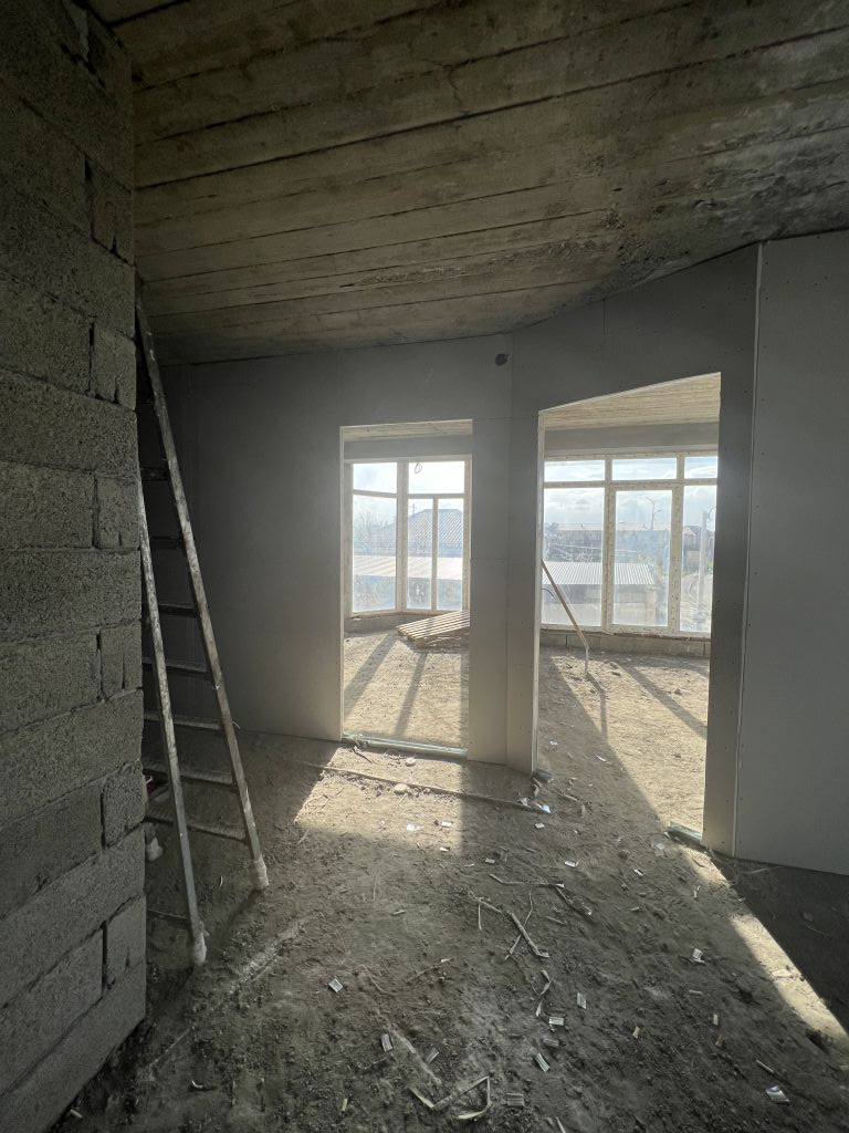 Продажа 2-комнатной квартиры, Ессентуки, Счастливая ул,  22