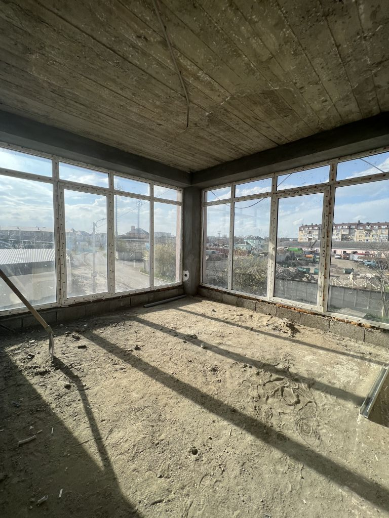 Продажа 2-комнатной квартиры, Ессентуки, Счастливая ул,  22