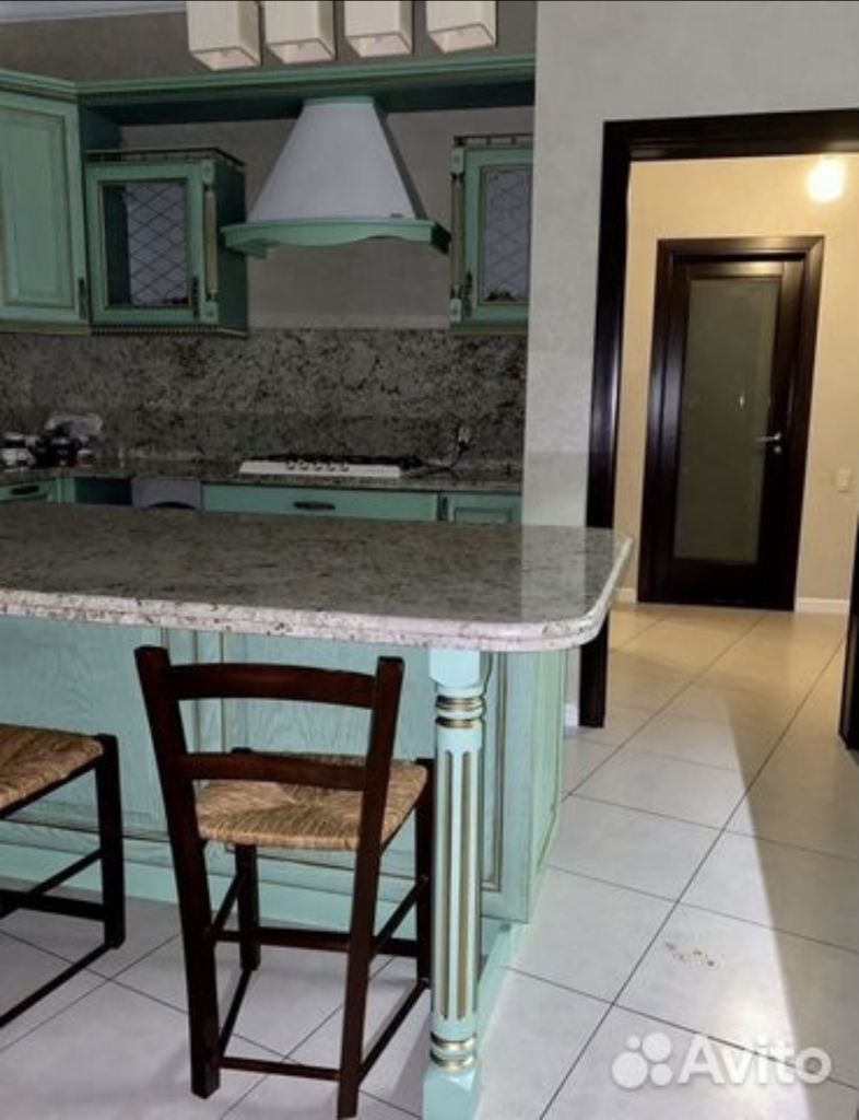 Продажа дома, 355м <sup>2</sup>, 8 сот., Пятигорск, Разина ул