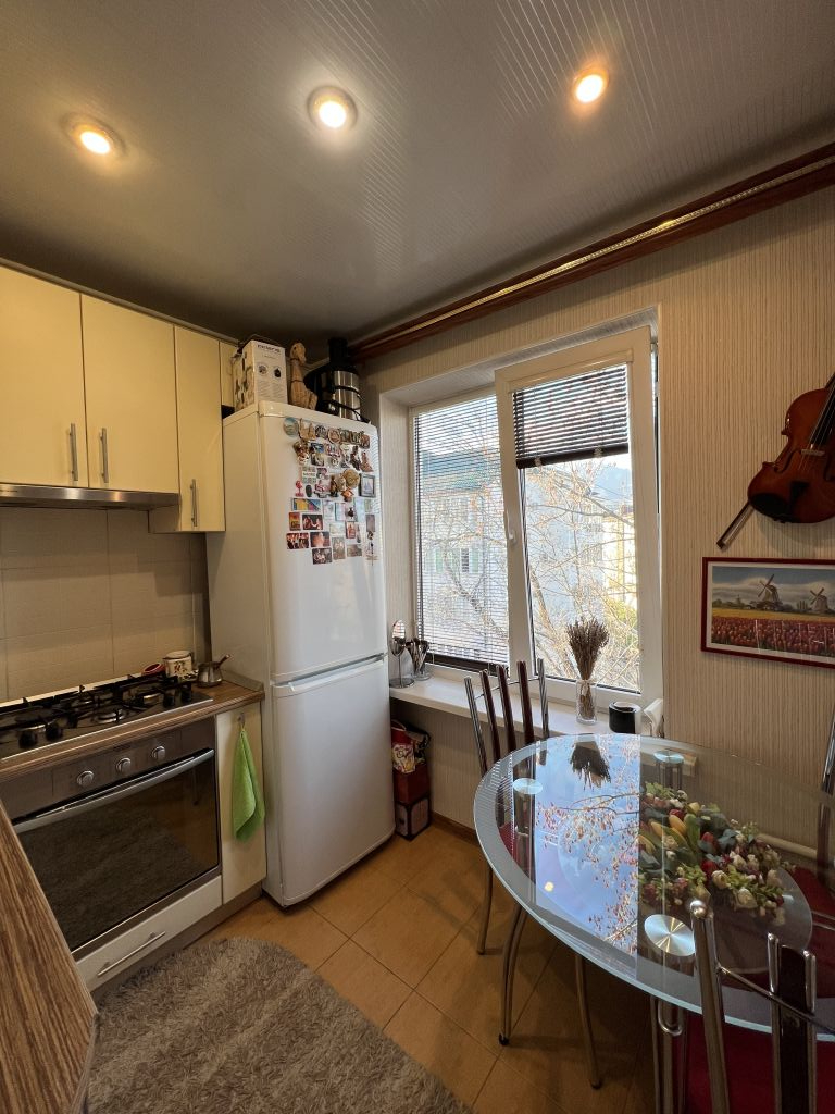 Продажа 3-комнатной квартиры, Пятигорск, Восстания ул,  100