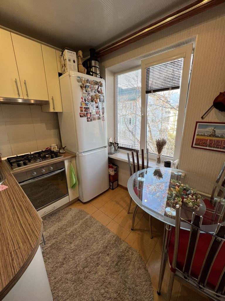 Продажа 3-комнатной квартиры, Пятигорск, Восстания ул,  100