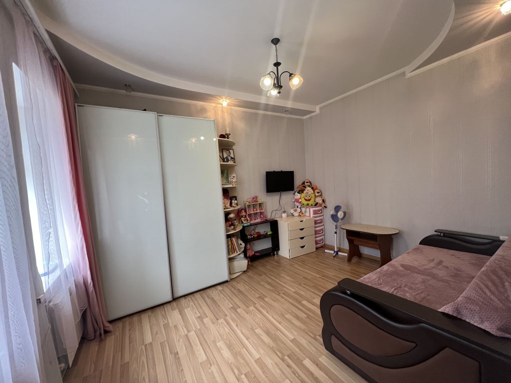 Продажа 3-комнатной квартиры, Пятигорск, Делегатская ул,  23