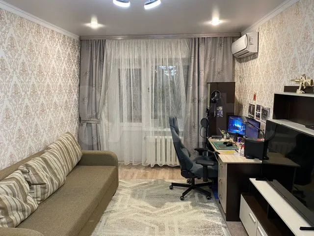 Продажа 2-комнатной квартиры, Ставрополь, Ленина ул,  409
