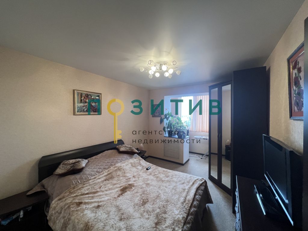 Продажа 2-комнатной квартиры, Ессентуки, Октябрьская ул,  422