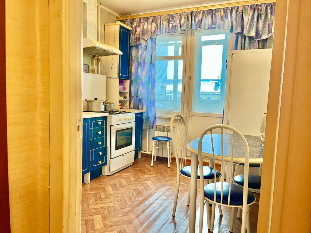 Продажа 3-комнатной квартиры, Тверь, Петербургское ш,  77