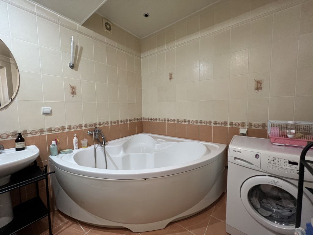 Продажа 1-комнатной квартиры, Пятигорск, Адмиральского ул,  6а