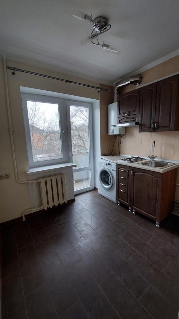 Продажа 2-комнатной квартиры, Ессентуки, Свободы ул,  17