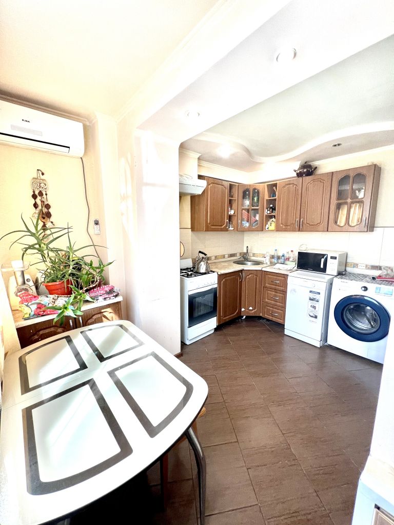 Продажа 2-комнатной квартиры, Ессентуки, Долина Роз ул,  21