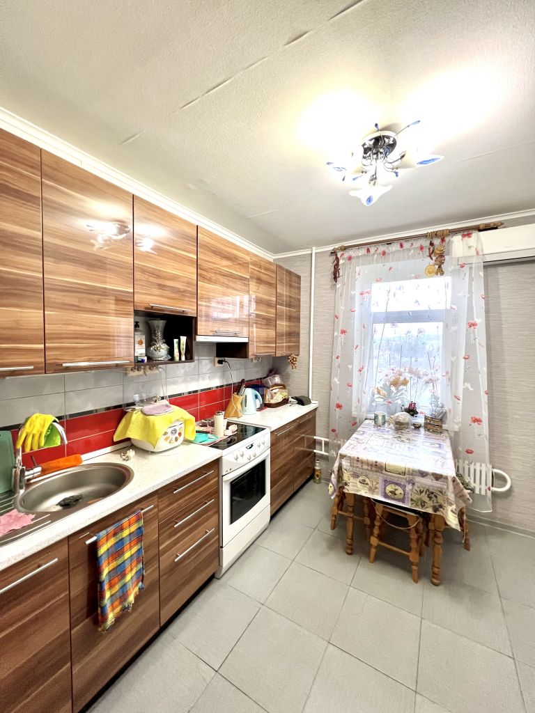 Продажа 2-комнатной квартиры, Ессентуки, 60 лет Октября ул,  9