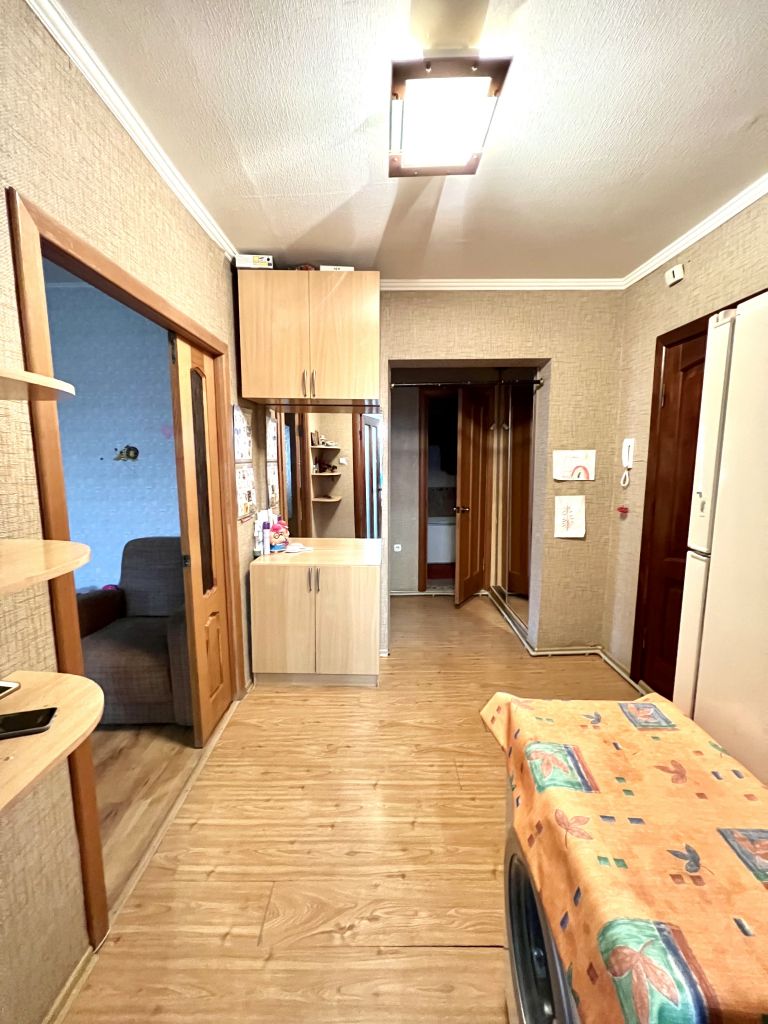 Продажа 2-комнатной квартиры, Ессентуки, 60 лет Октября ул,  9