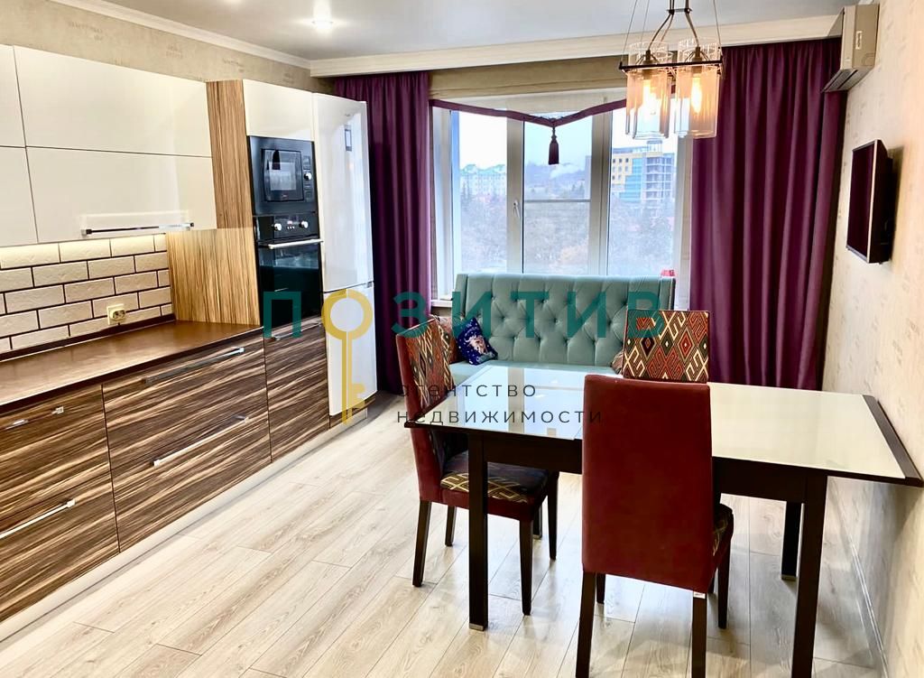 Продажа 3-комнатной квартиры, Пятигорск, Первомайская ул,  2к2