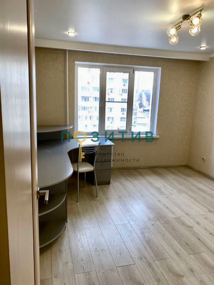 Продажа 3-комнатной квартиры, Пятигорск, Первомайская ул,  2к2