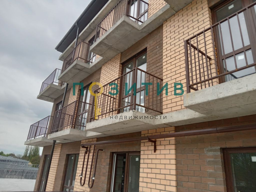 Продажа 2-комнатной квартиры, Анджиевский, Заводская,  13