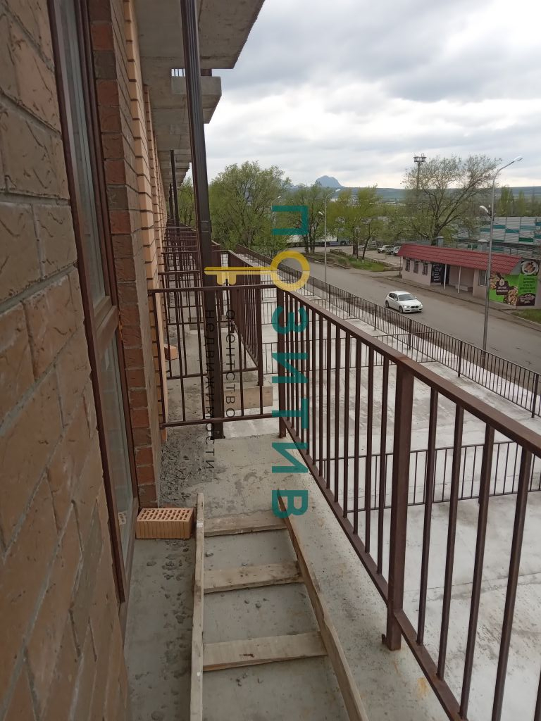 Продажа 2-комнатной квартиры, Анджиевский, Заводская,  13