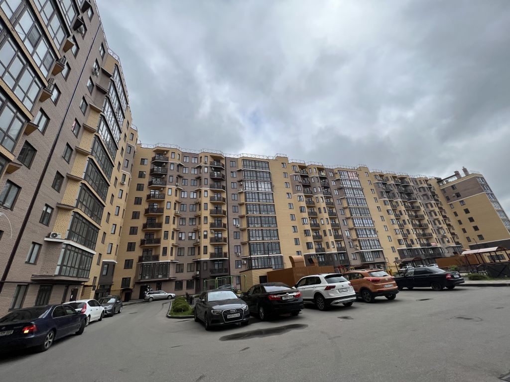 Продажа 1-комнатной квартиры, Пятигорск, Адмиральского ул,  1а