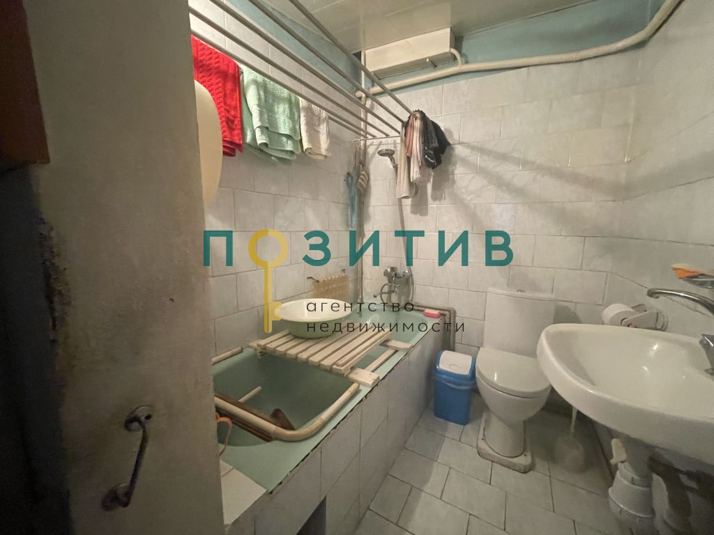 Продажа 2-комнатной квартиры, Пятигорск, Кирова пр-кт,  13