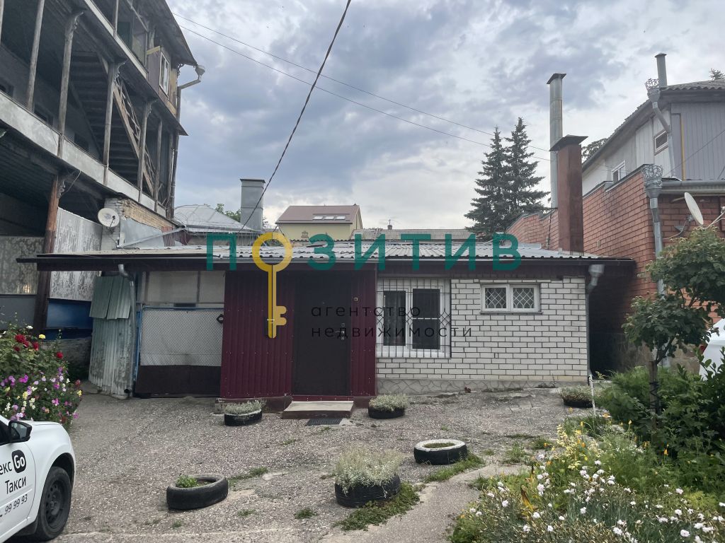 Продажа 2-комнатной квартиры, Пятигорск, Кирова пр-кт,  13