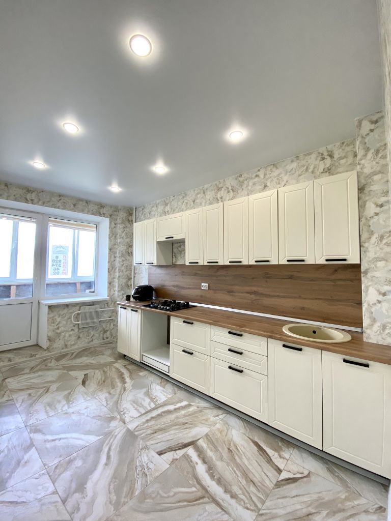 Продажа 3-комнатной квартиры, Иноземцево,  43А