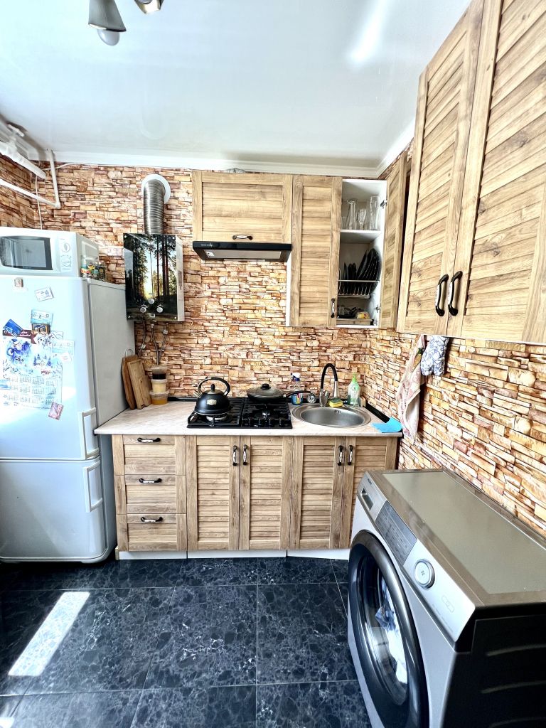 Продажа 2-комнатной квартиры, Ессентуки, Пятигорская ул,  160