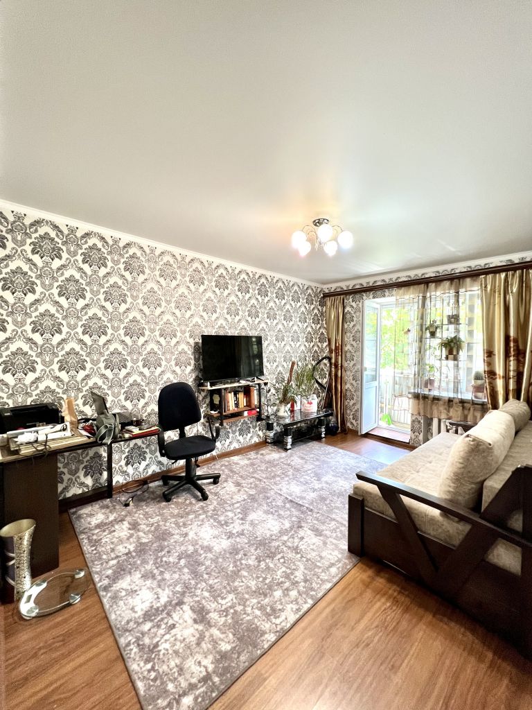 Продажа 2-комнатной квартиры, Ессентуки, Пятигорская ул,  160