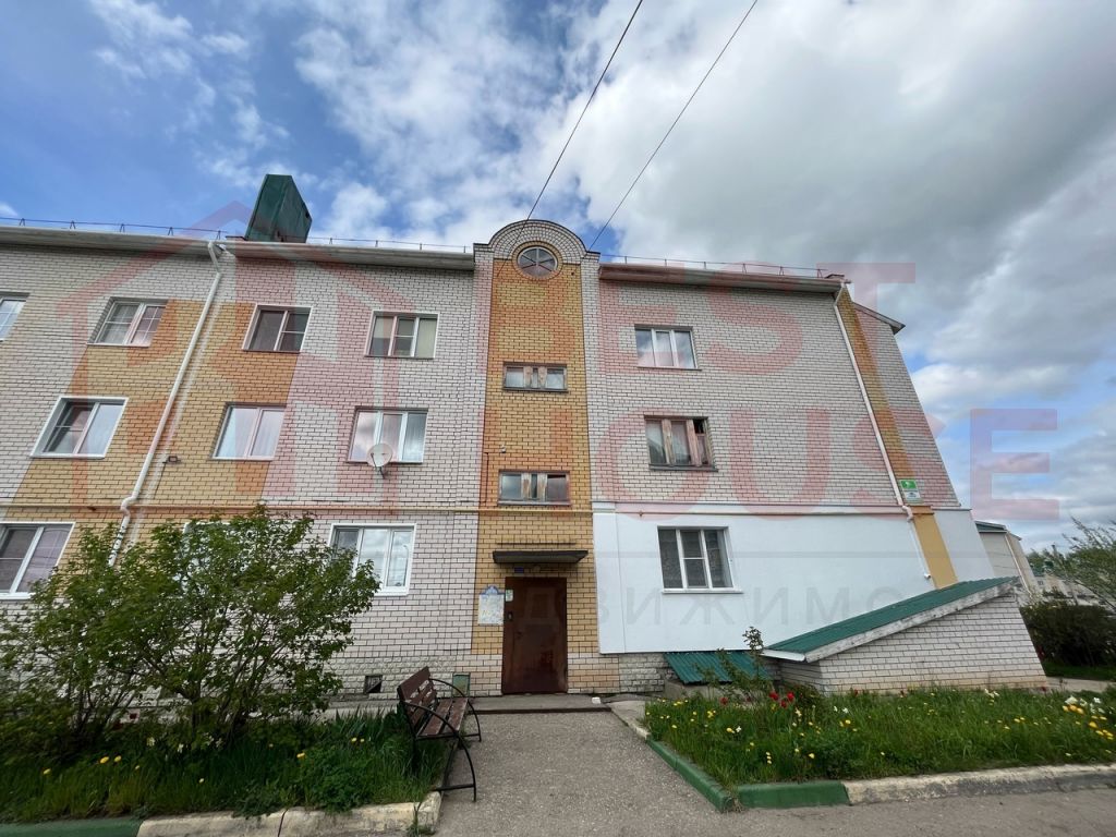 Продажа 2-комнатной квартиры, Арзамас, Кленовая ул,  1