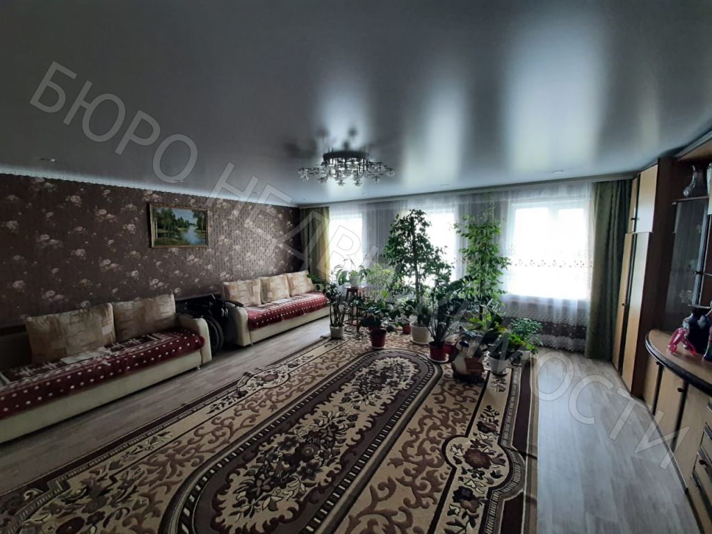 Продажа дома, 138м <sup>2</sup>, 10 сот., Балашов, Комсомольская ул,  27