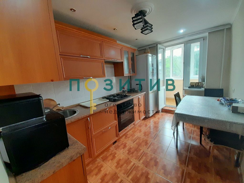 Продажа 3-комнатной квартиры, Пятигорск, Оранжерейный проезд,  3