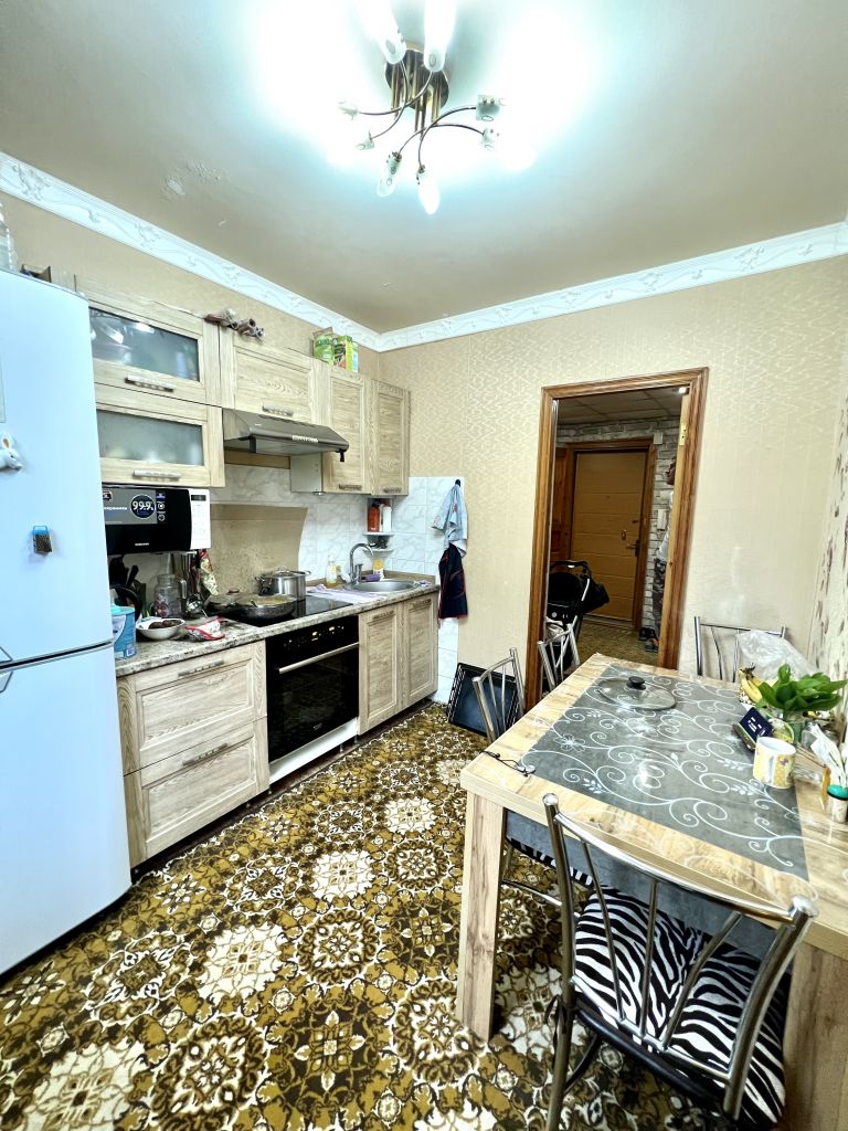 Продажа 2-комнатной квартиры, Ессентуки, 60 лет Октября ул,  9