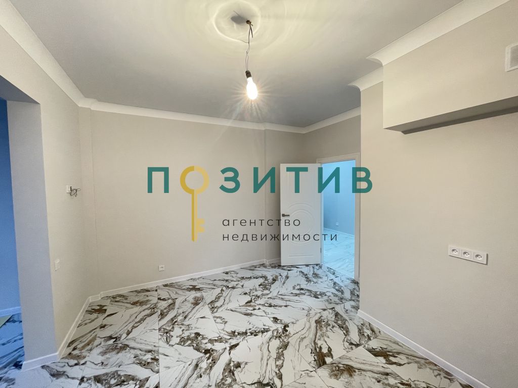 Продажа 2-комнатной квартиры, Пятигорск, Адмиральского ул,  1а