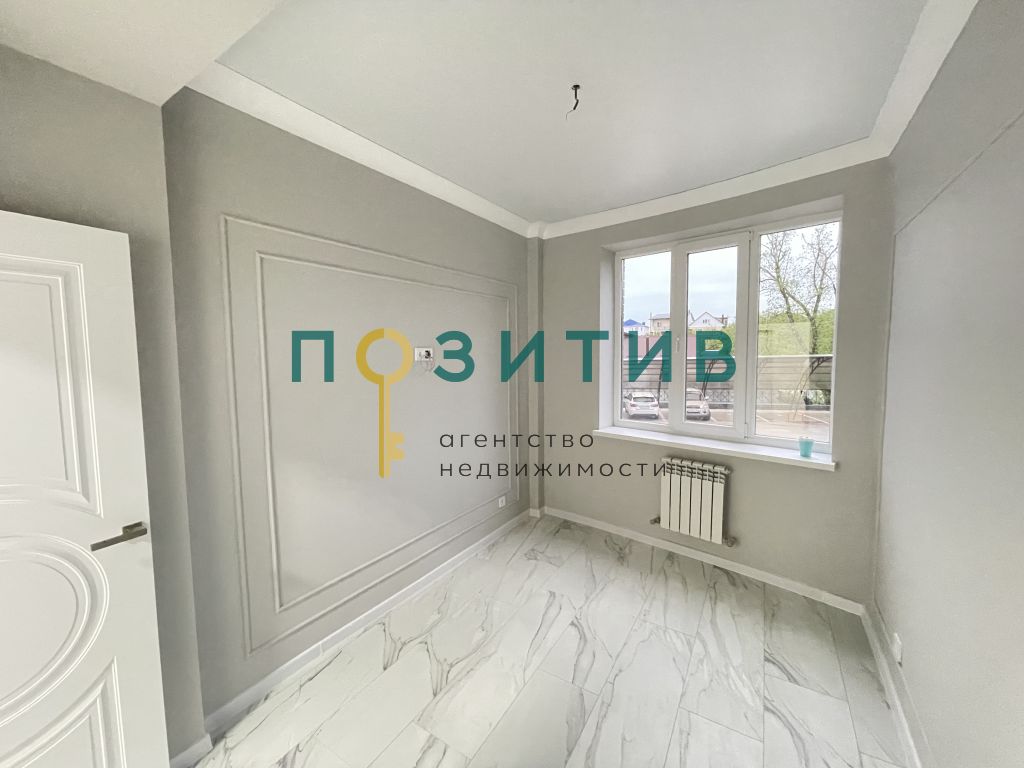 Продажа 2-комнатной квартиры, Пятигорск, Адмиральского ул,  1а