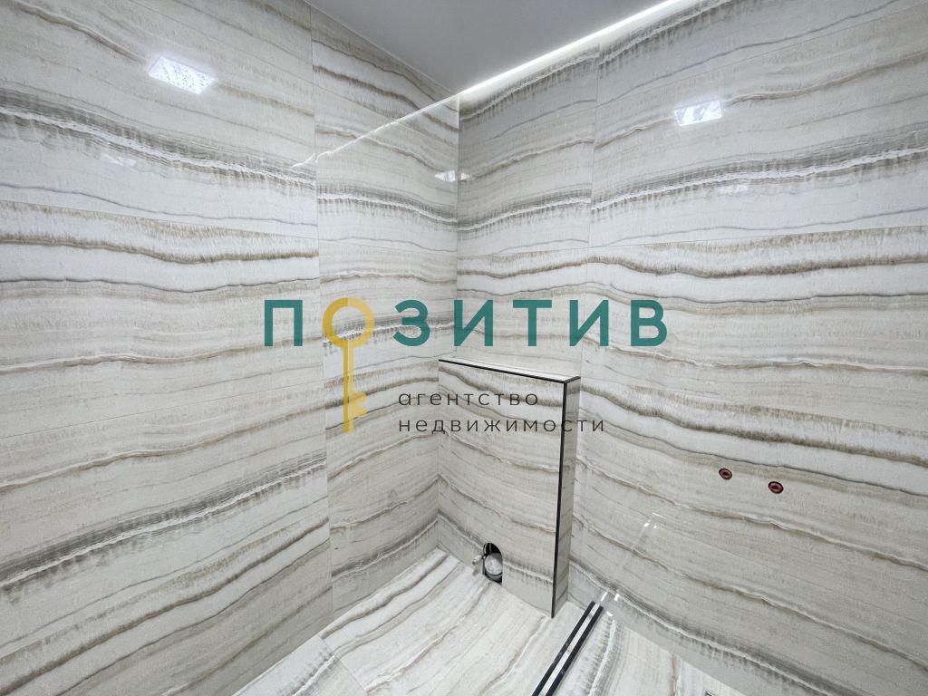Продажа 2-комнатной квартиры, Пятигорск, Адмиральского ул,  1а