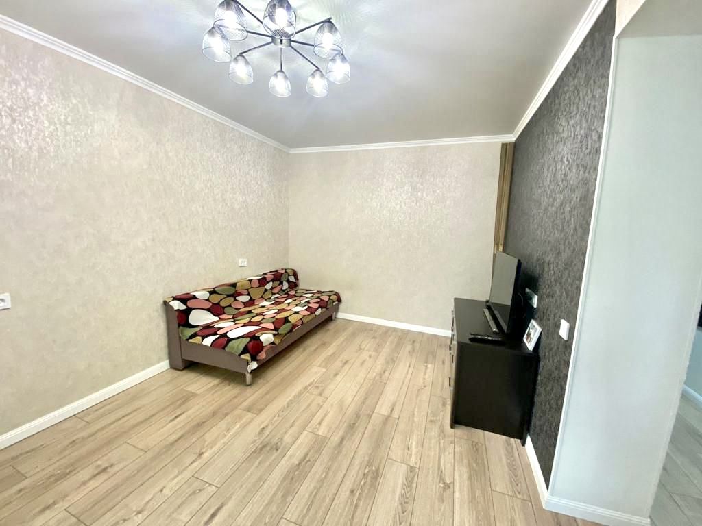 Продажа 2-комнатной квартиры, Ессентуки, Кисловодская ул,  191