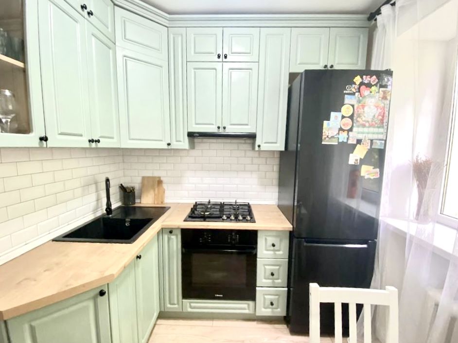 Продажа 2-комнатной квартиры, Ессентуки, Кисловодская ул,  191