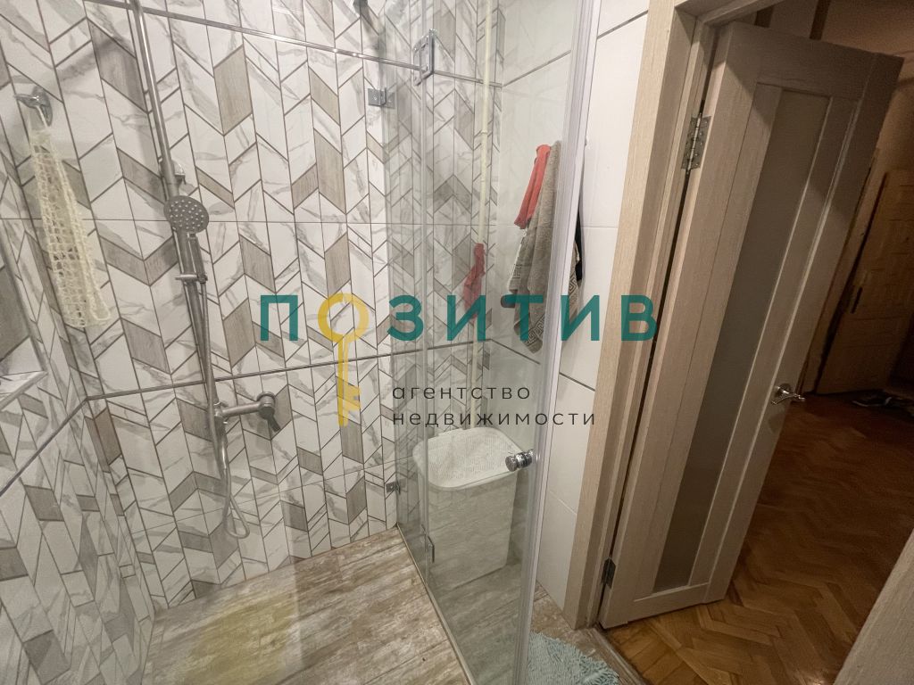 Продажа 2-комнатной квартиры, Пятигорск, Калинина пр-кт,  158