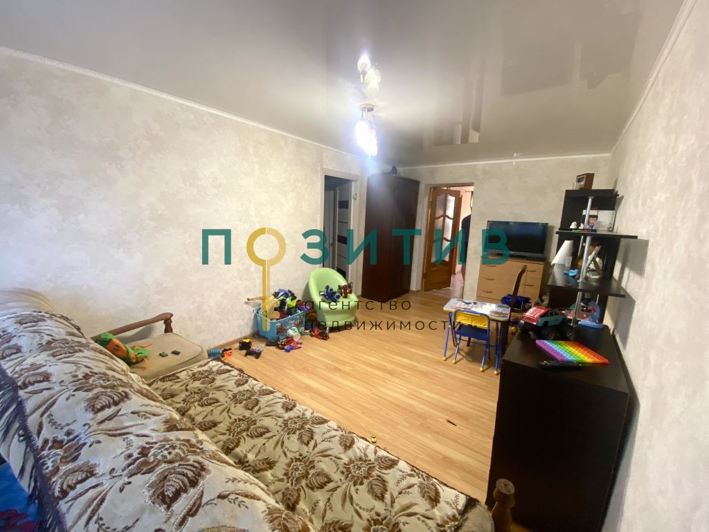 Продажа 3-комнатной квартиры, Минеральные Воды, 50 лет Октября ул,  33