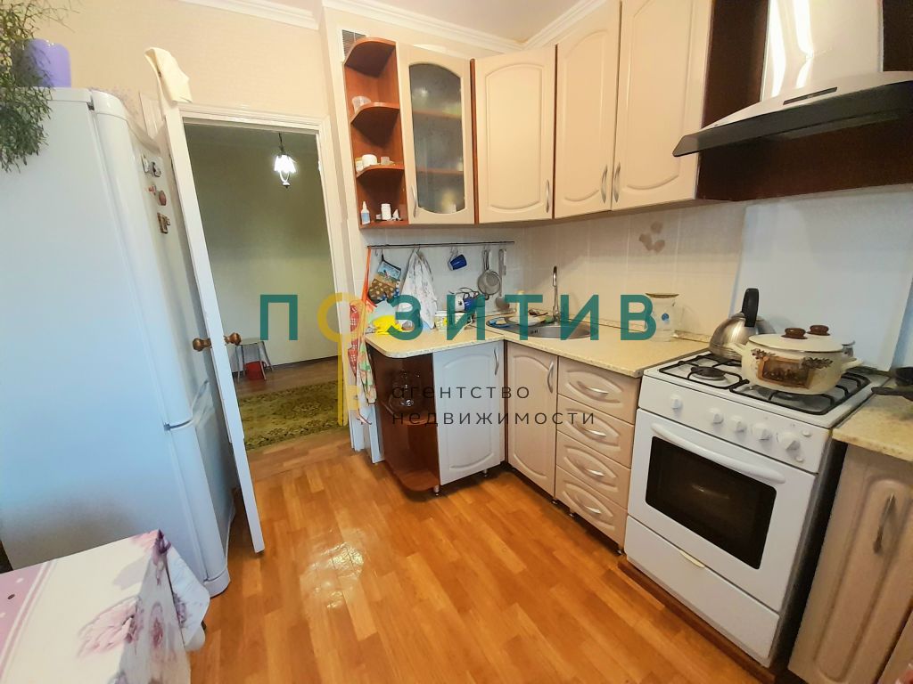 Продажа 3-комнатной квартиры, Пятигорск, Адмиральского ул,  2к4