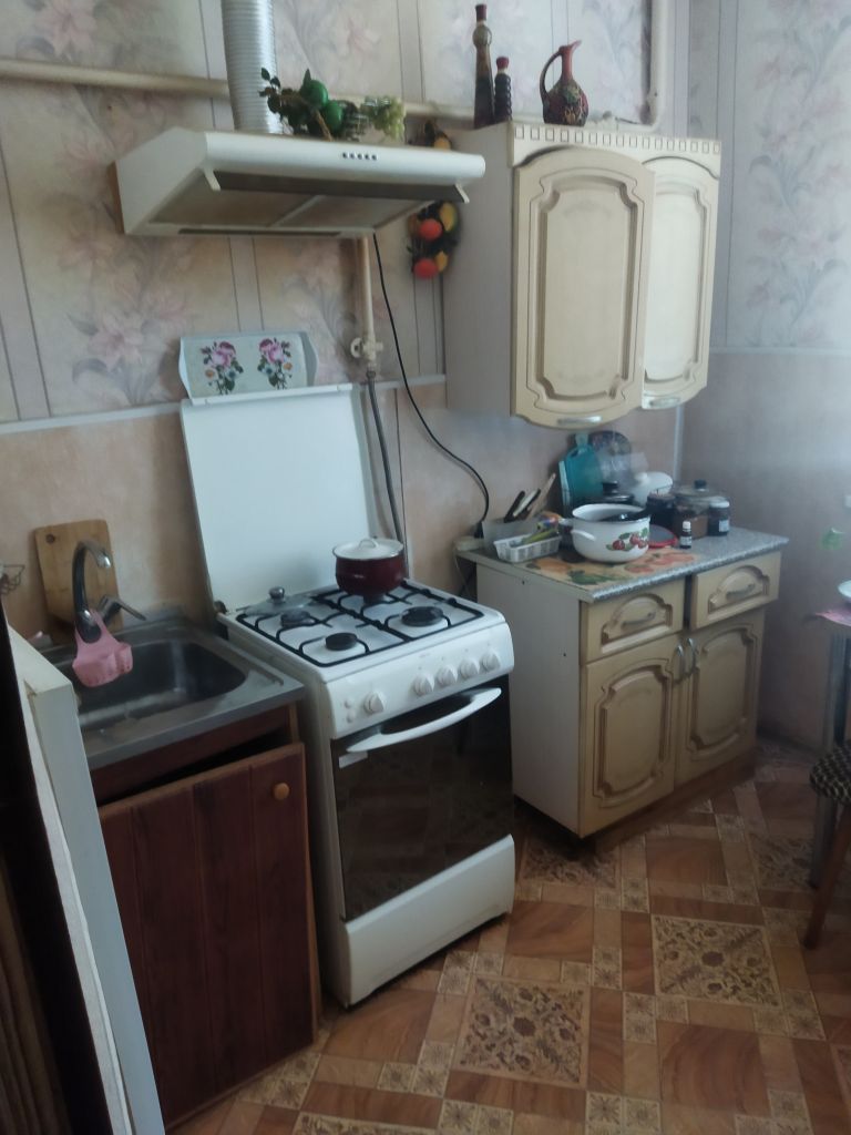 Продажа 3-комнатной квартиры, Новомосковск, Калинина ул,  2
