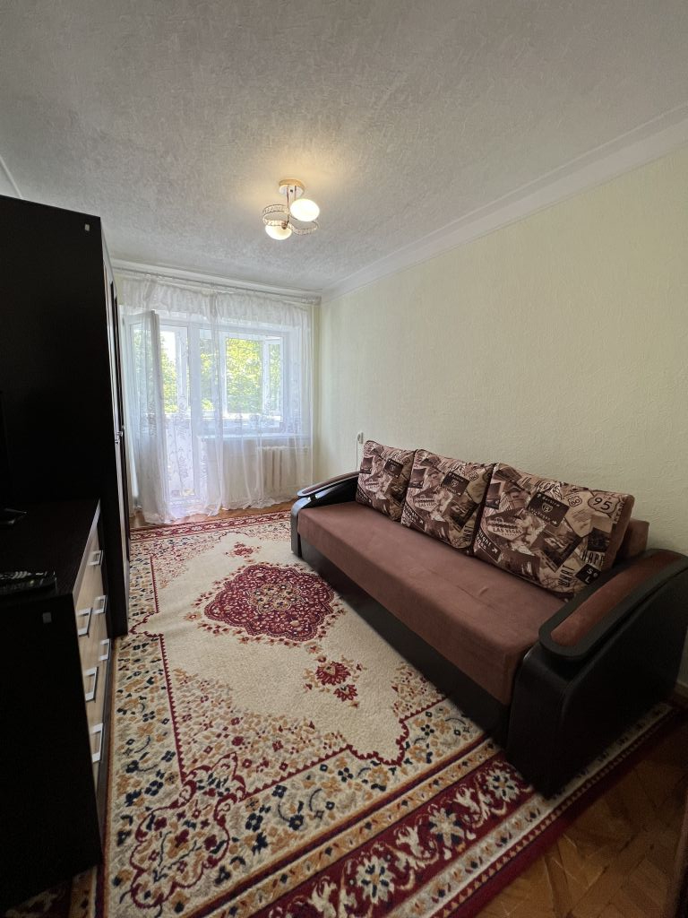 Продажа 2-комнатной квартиры, Ессентуки, Октябрьская ул,  443