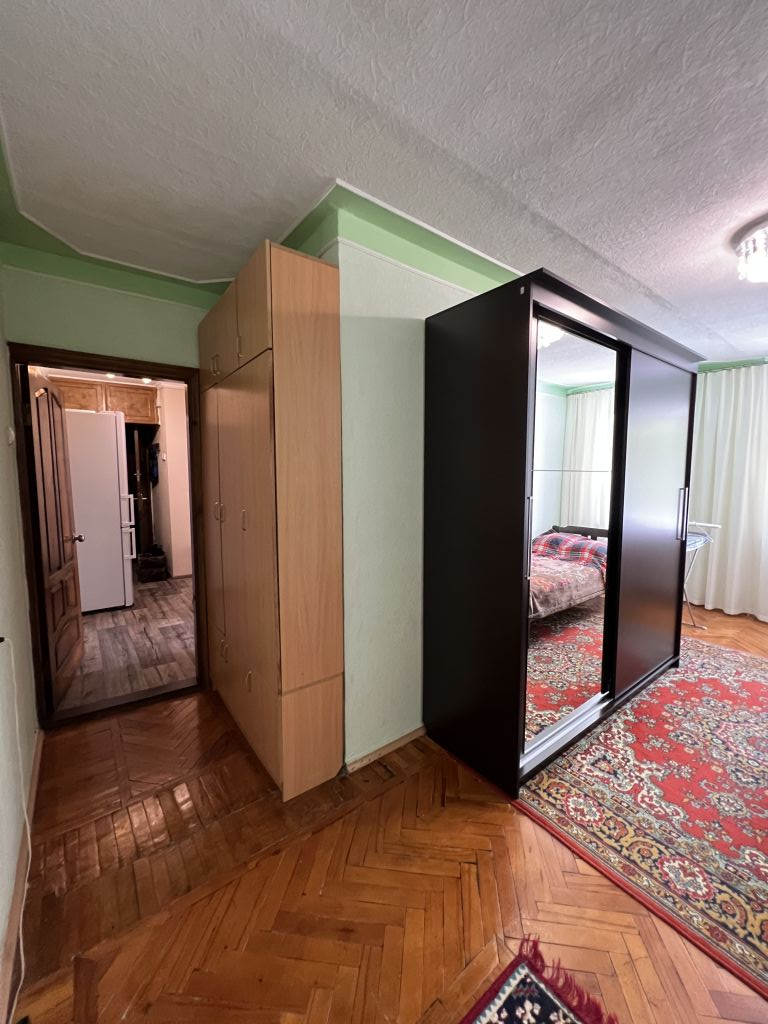 Продажа 2-комнатной квартиры, Ессентуки, Октябрьская ул,  443