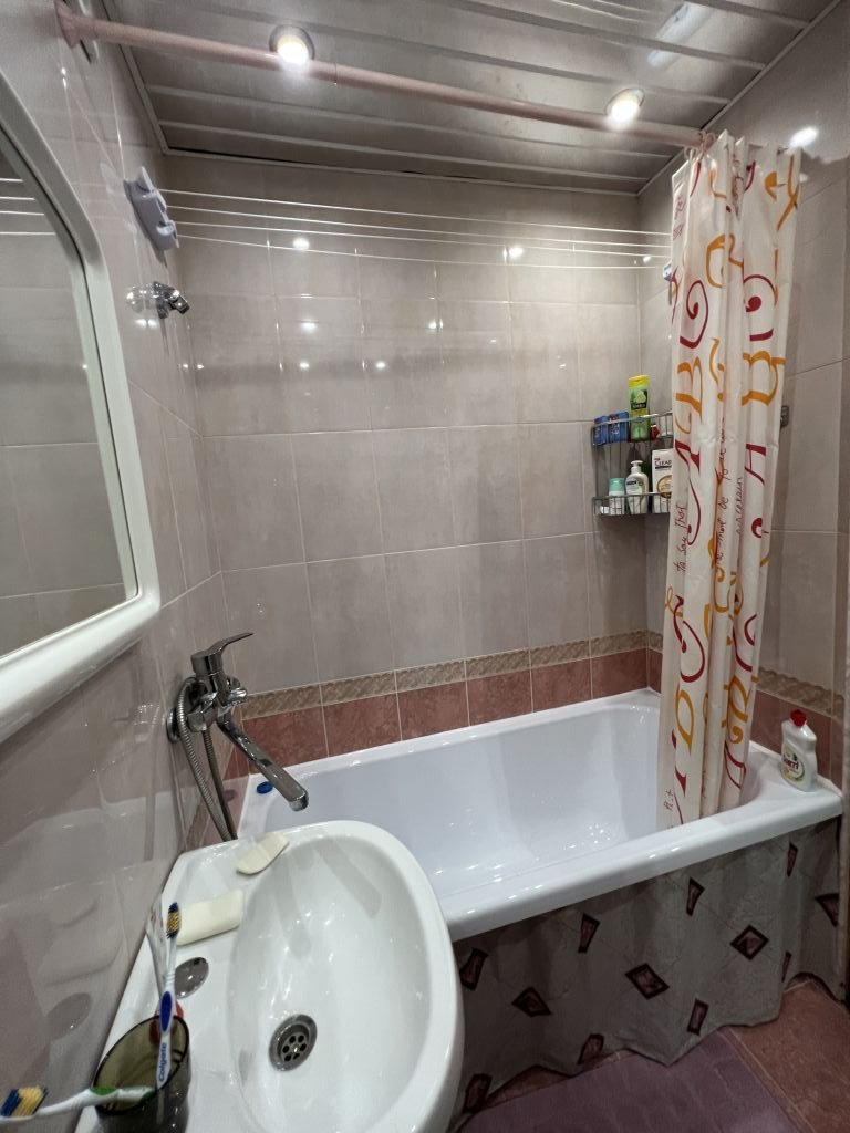 Продажа 2-комнатной квартиры, Ессентуки, Октябрьская ул,  443