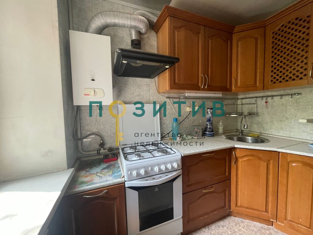 Продажа 2-комнатной квартиры, Минеральные Воды, Железноводская ул,  12