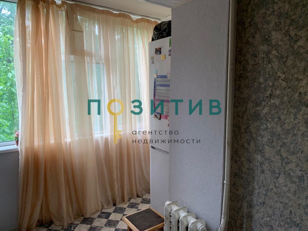 Продажа 2-комнатной квартиры, Пятигорск, Калинина пр-кт,  158