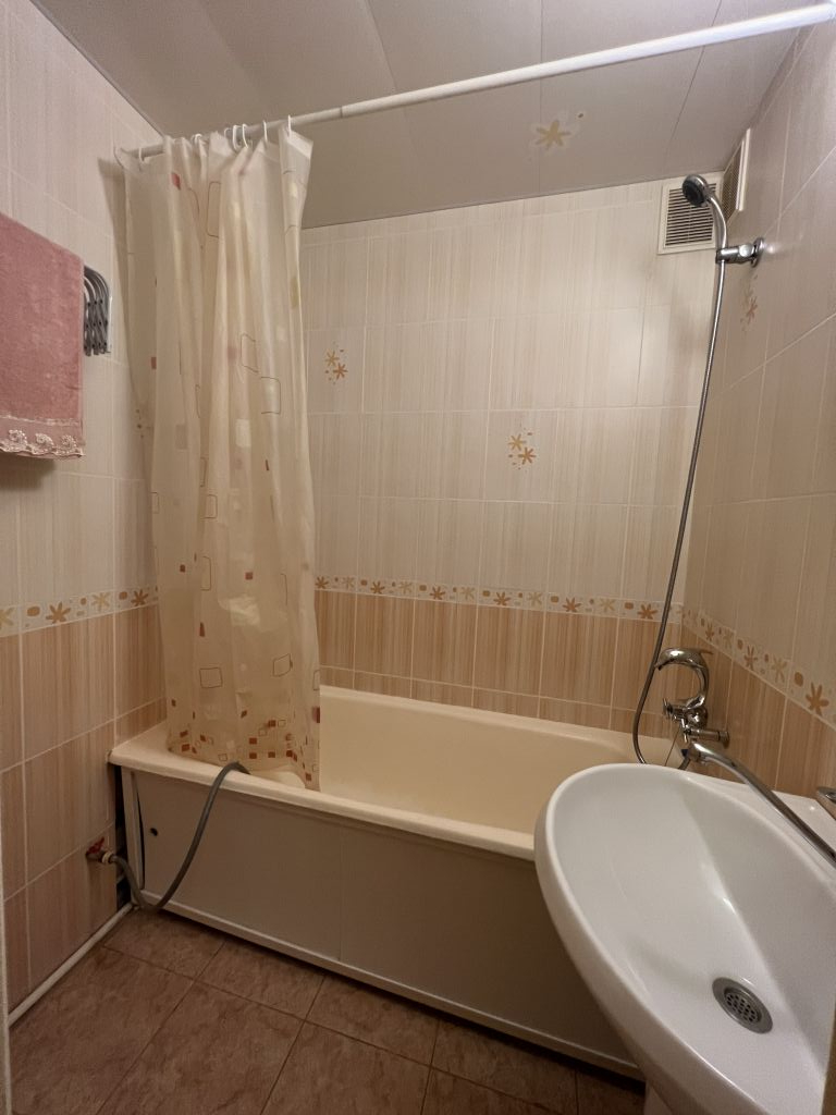 Продажа 2-комнатной квартиры, Иноземцево, 50 лет октября ,  10А