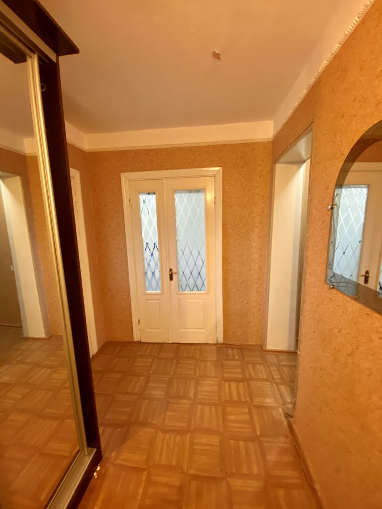 Продажа 3-комнатной квартиры, Пятигорск, Захарова ул,  10