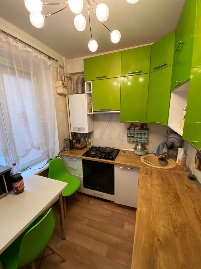 Продажа 3-комнатной квартиры, Ессентуки, Октябрьская ул,  429