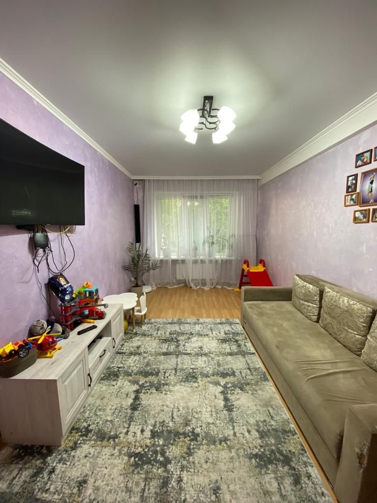 Продажа 3-комнатной квартиры, Ессентуки, Октябрьская ул,  429