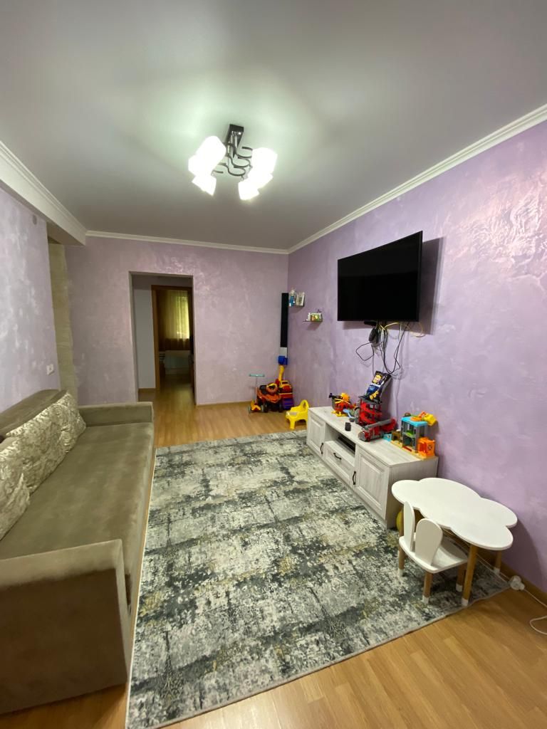 Продажа 3-комнатной квартиры, Ессентуки, Октябрьская ул,  429