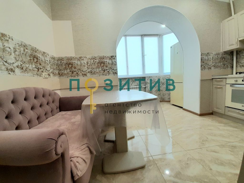 Продажа 2-комнатной квартиры, Пятигорск, Оранжерейная ул,  17