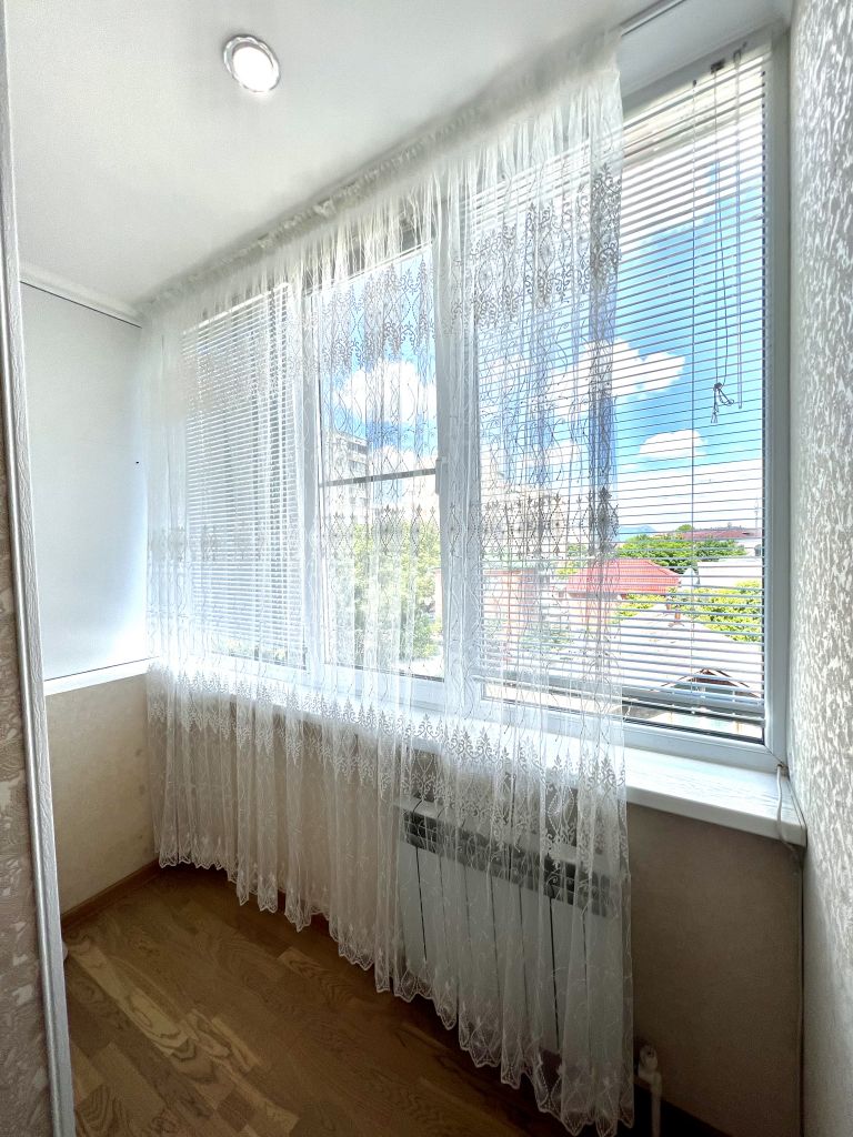 Продажа 3-комнатной квартиры, Ессентуки, Кисловодская ул,  181